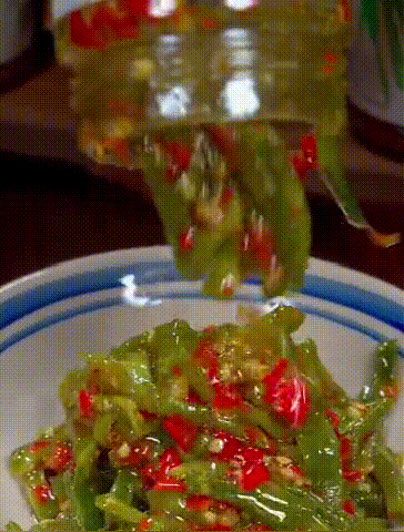 1714654064375899.gif 1.gif